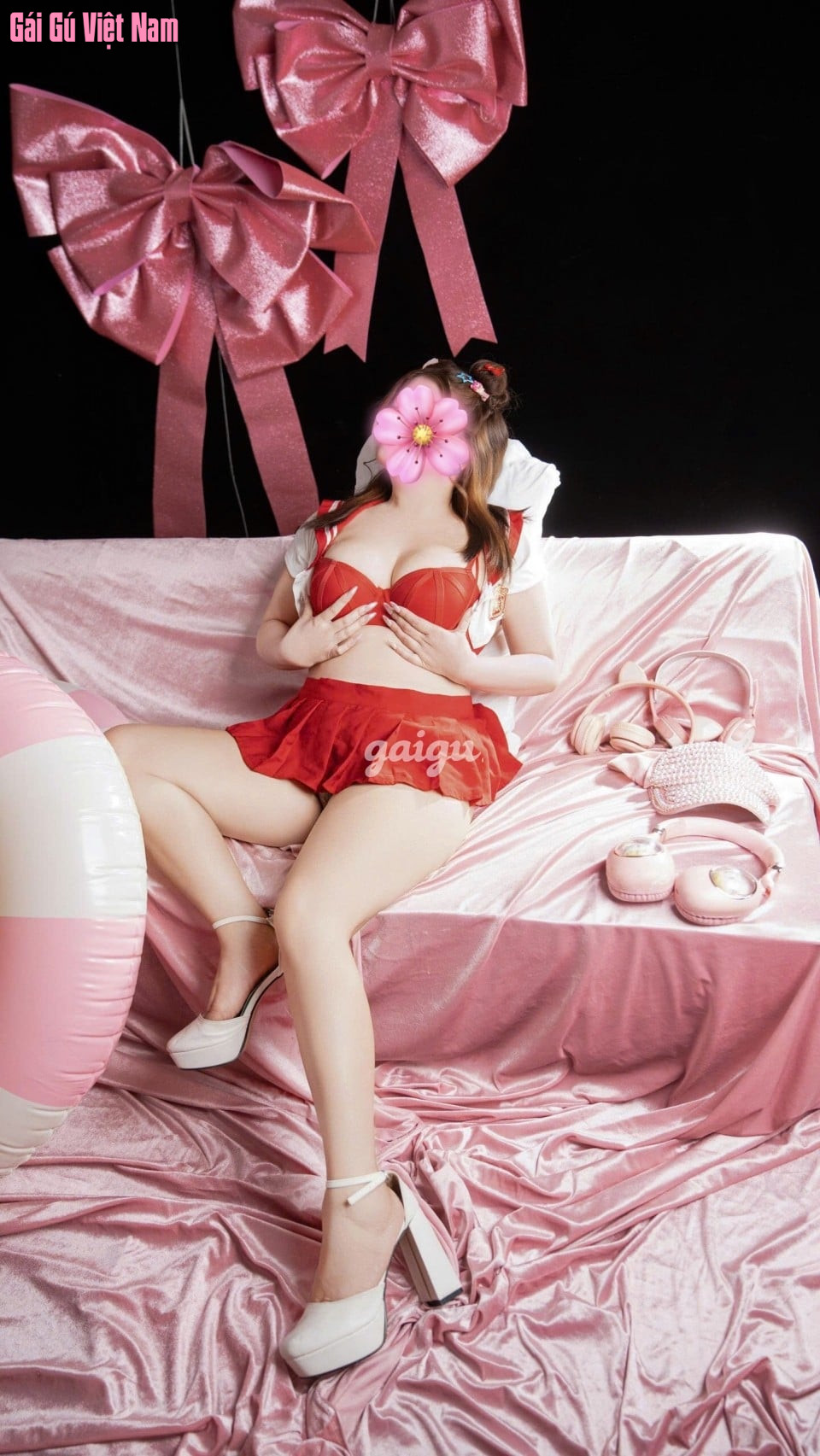 Mỹ Nguyệt,GƯƠNG MẶT XINH XẮN – BODY MŨM MỈM – TÌNH CẢM NHƯ NGƯỜI YÊU